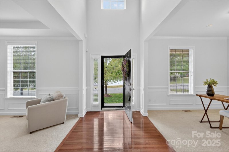 Property image 5 of 945 Vogel Way in Fallbrook, Fort Mill, SC 29715