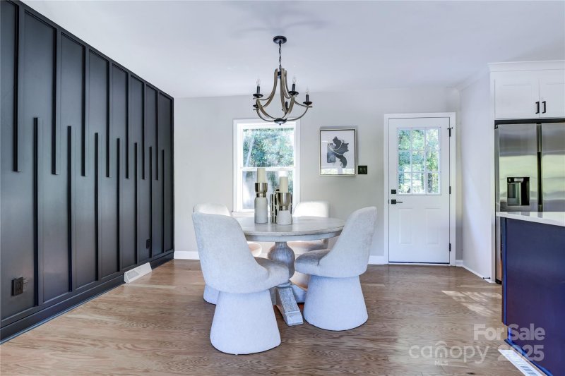 Property image 5 of 300 Dollar Circle in Heritage Woods East, Charlotte, NC 28270