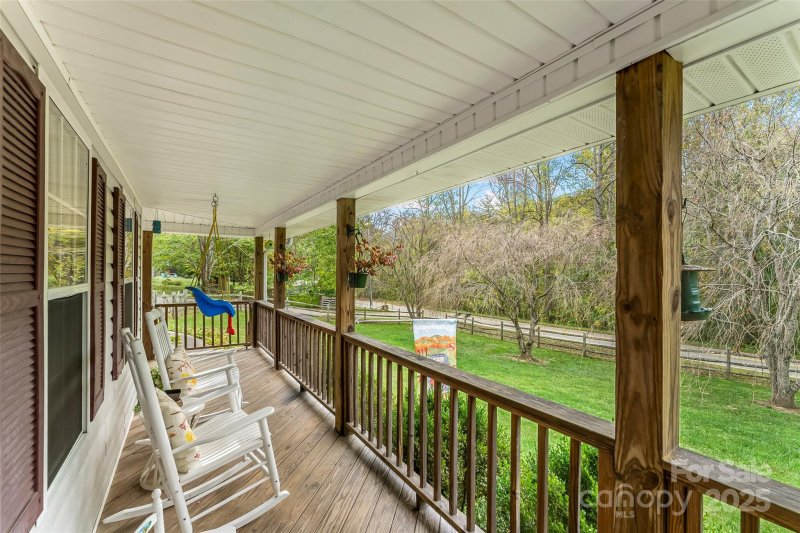 Property image 4 of 847 Bee Tree Road in Bee Tree, Swannanoa, NC 28778