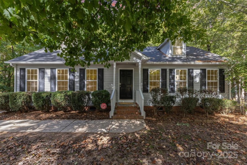 Property image 2 of 159 Scotch Pine Drive in Lincoln Estates, York, SC 29745