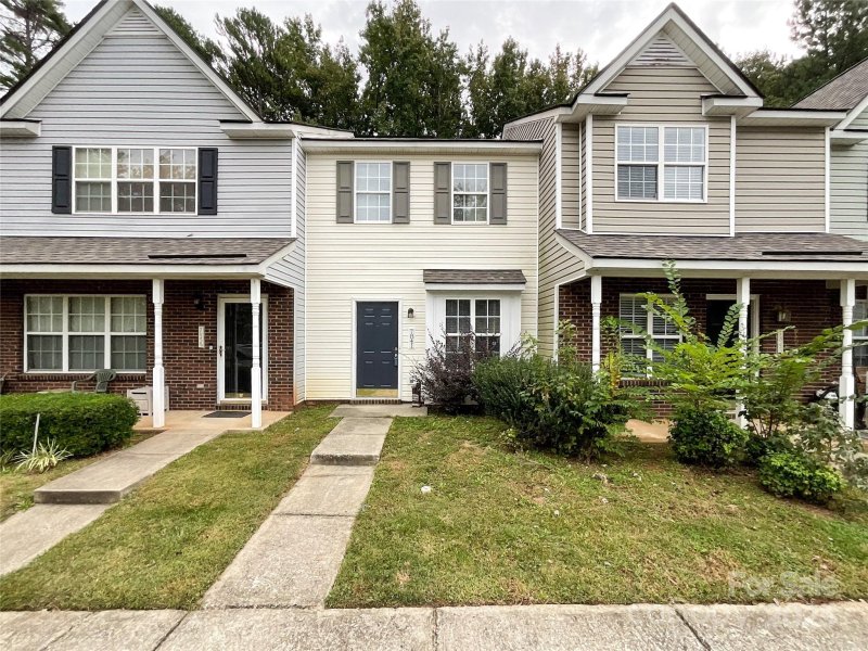 Property image 3 of 7841 Petrea Lane in The Landing at Hickory Grove, Charlotte, NC 28227