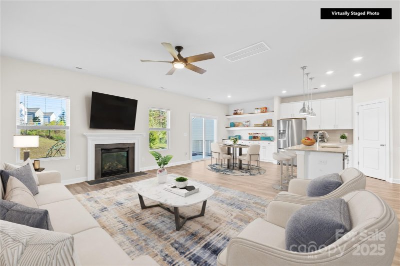 Property image 3 of 933 Rachel Anne Drive in Amberley, Belmont, NC 28012