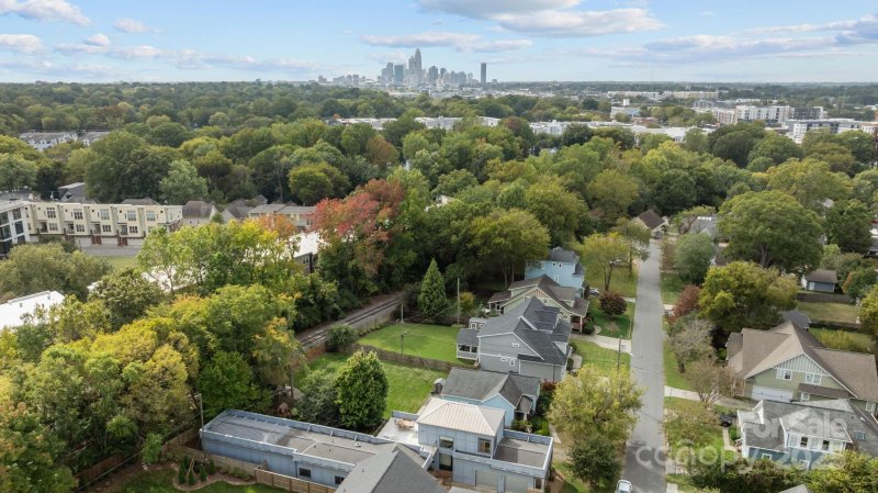 Property image 2 of 3534 Card Street in The Arts District, Charlotte, NC 28205
