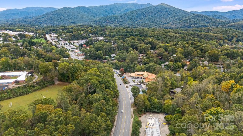 Property image 5 of 455 Governors View Road in Beverly Hills, Asheville, NC 28805