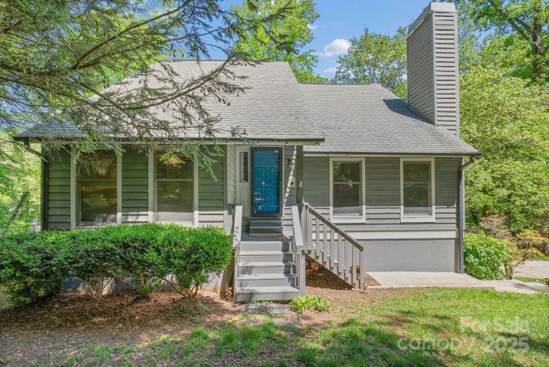 Property image 2 of 168 Scarlet Drive in Wildwood, Fletcher, NC 28732