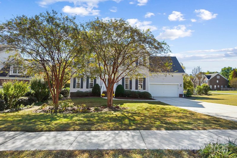 10602 Persimmon Creek Drive