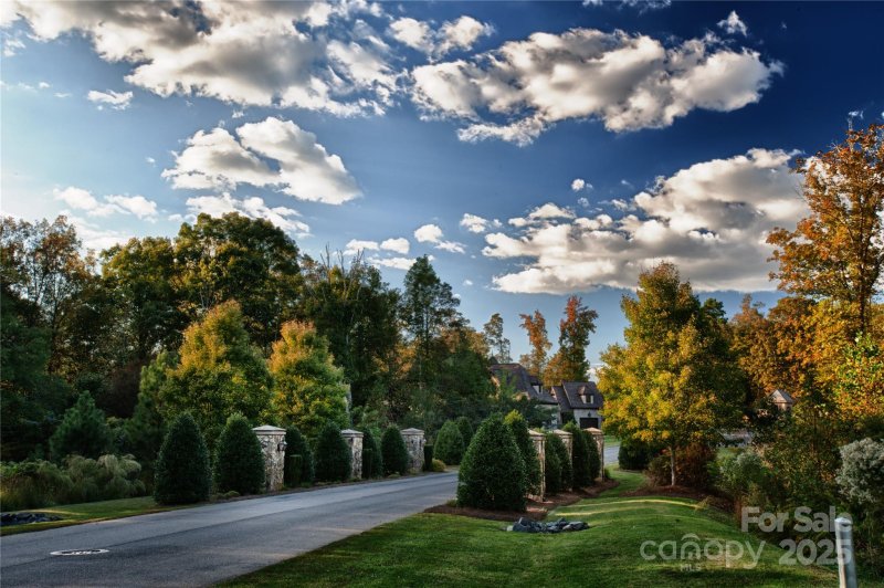Property image 5 of 5248 Winding Grove Way in Longbrooke, Fort Mill, SC 29707