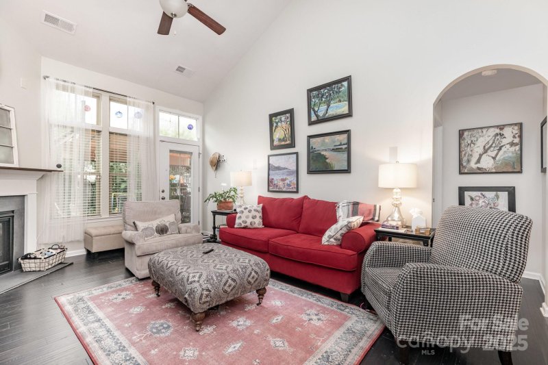 Property image 2 of 11070 Discovery Drive in Edison Square, Concord, NC 28027