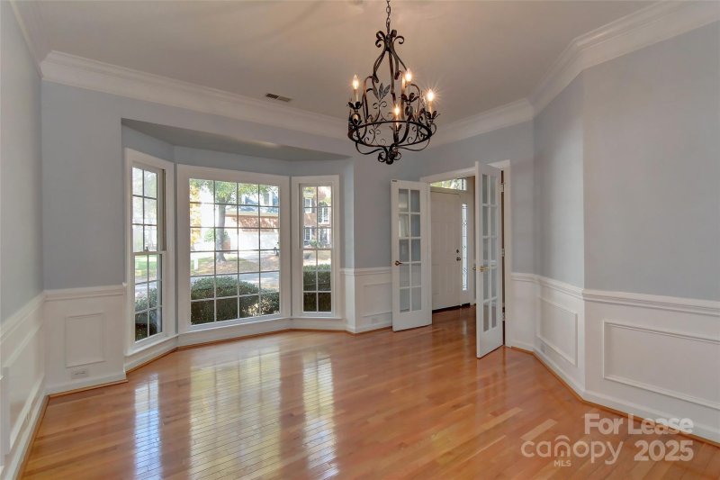 Property image 4 of 6634 Fairhope Court in Hunters Gate, Charlotte, NC 28277