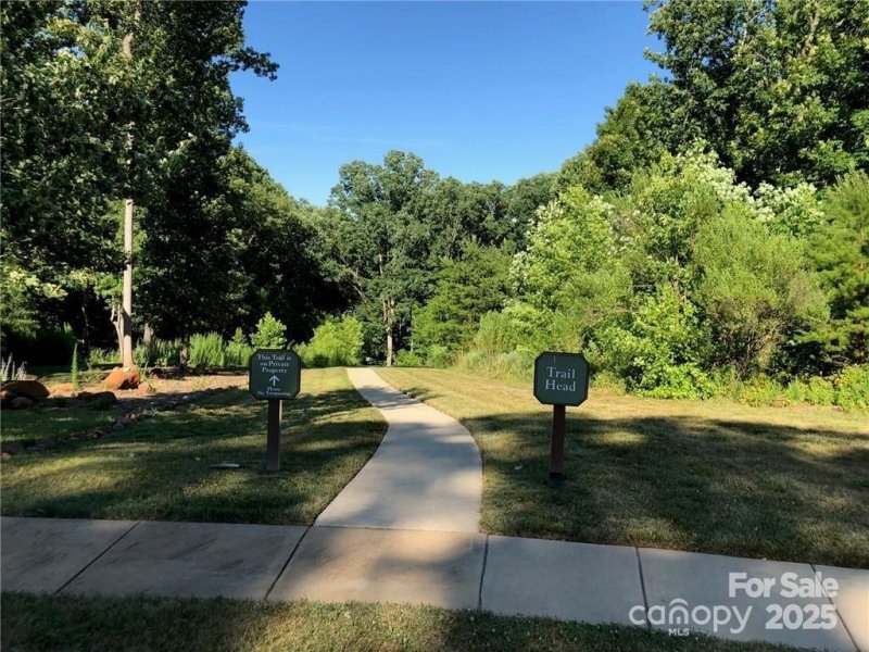Property image 4 of 11717 Egrets Point in Chapel Cove, Charlotte, NC 28278