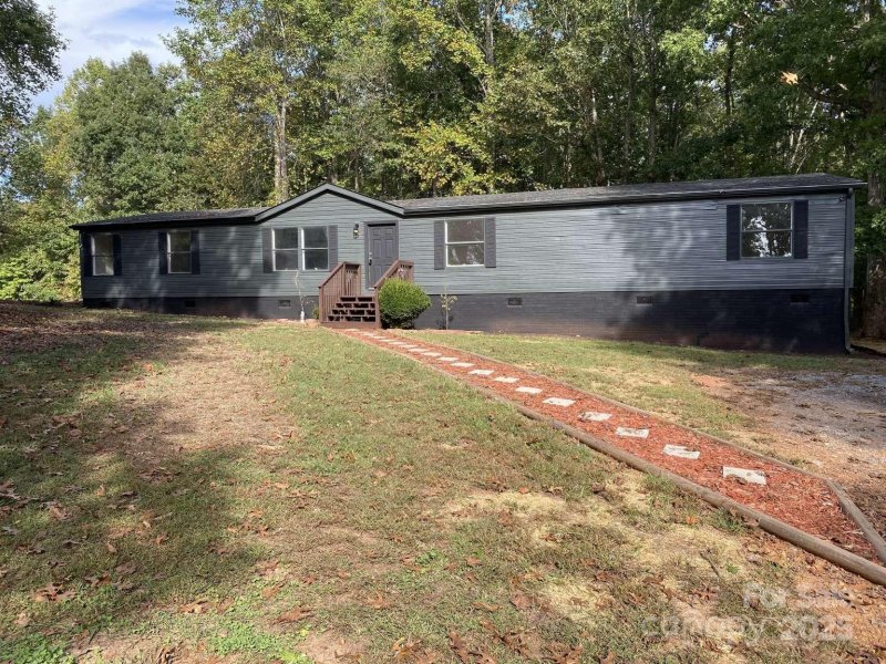 Property image 2 of 5107 Southbrook Drive in Southbrook, Kings Mountain, NC 28086