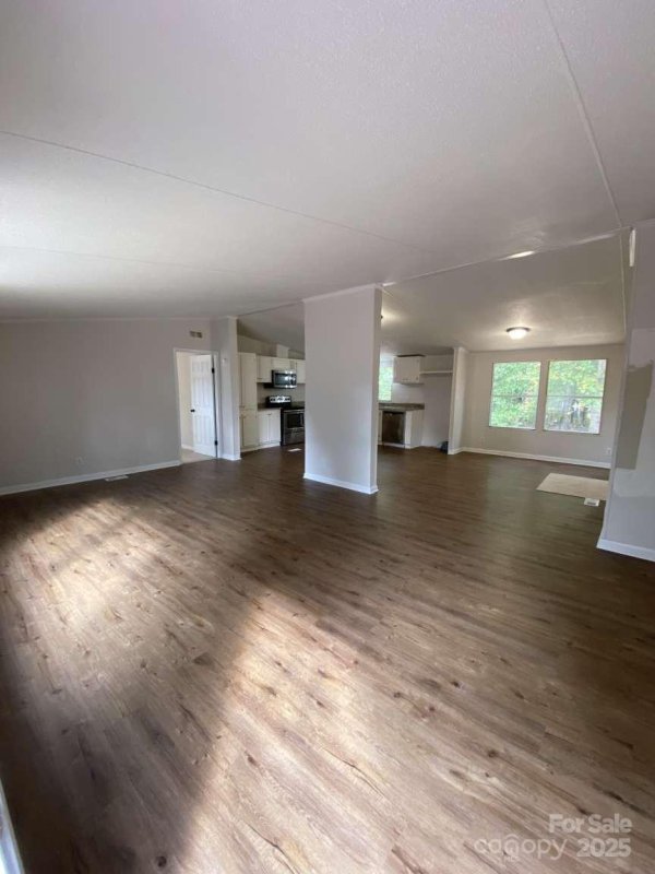 Property image 3 of 5107 Southbrook Drive in Southbrook, Kings Mountain, NC 28086