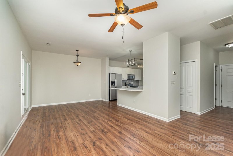 Property image 3 of 11516 Heritage Green Drive in Heritage Green, Cornelius, NC 28031