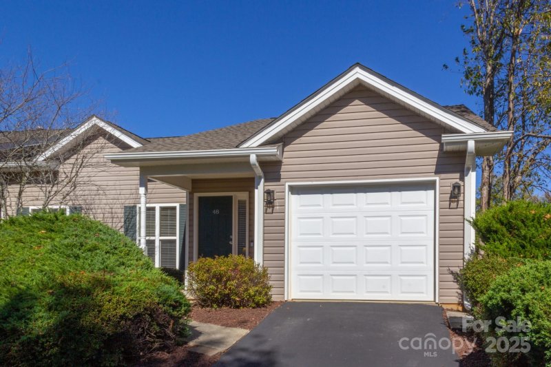 Property image 3 of 48 Olde Covington Way in Covington Crossing, Arden, NC 28704