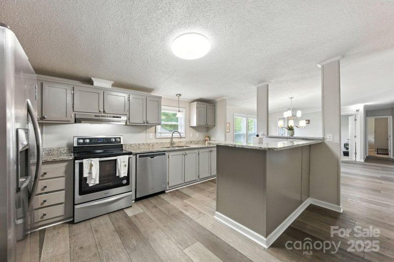 Stones Throw, Concord Community