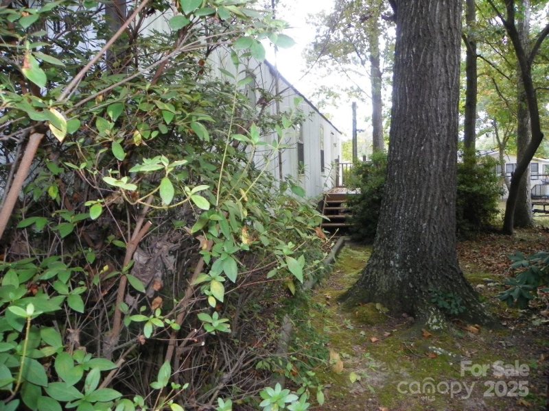 Property image 2 of 116 Third Avenue in Pinehaven, New London, NC 28127