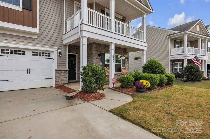 Property image 2 of 6308 Durango Way in Villages Of Denver, Denver, NC 28037