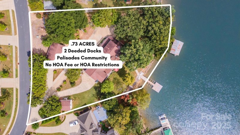 Property image 5 of 17333 Saranita Lane in The Palisades, Charlotte, NC 28278