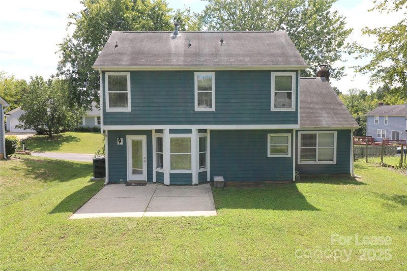 Property image 4 at 7130 Lanark Court, Charlotte, NC 28217