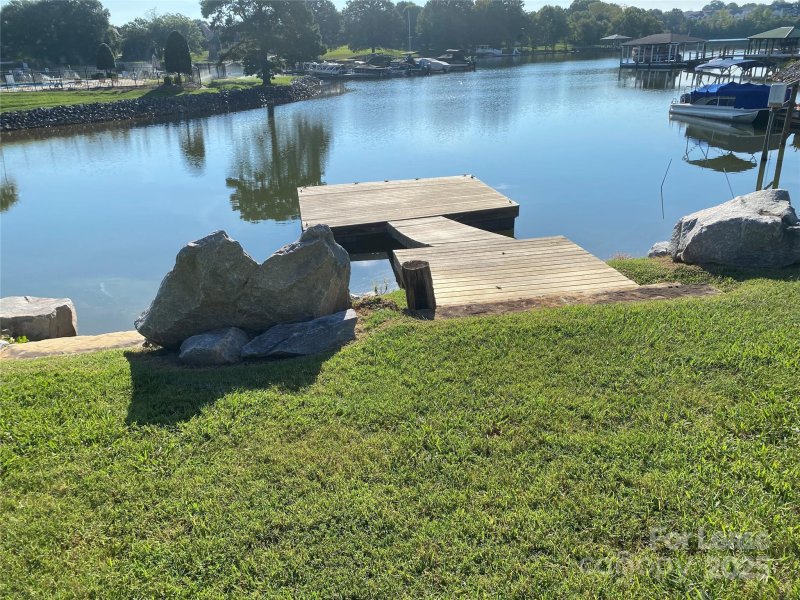 Property image 3 at 144 Chandeleur Drive, Mooresville, NC 28117