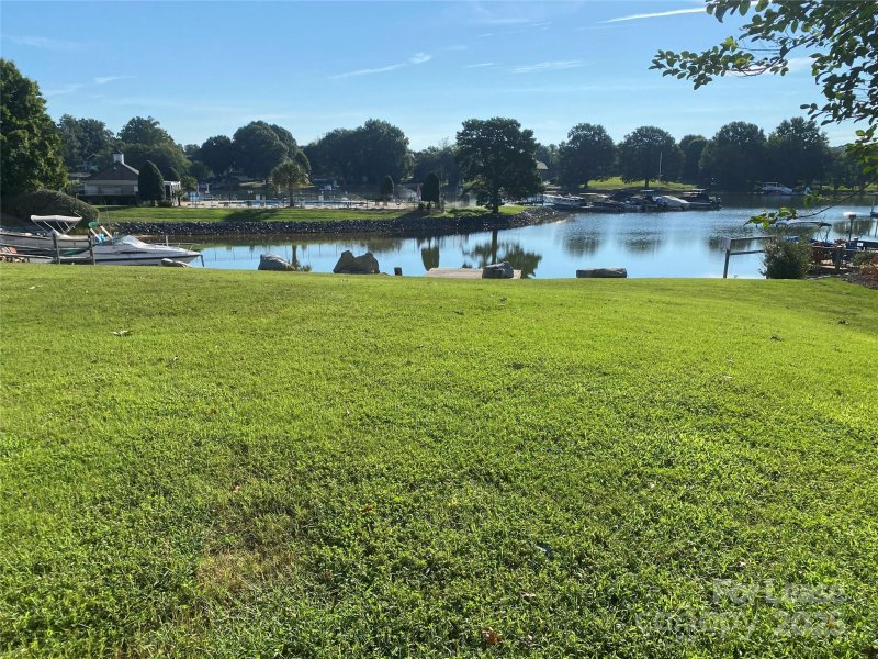 Property image 4 at 144 Chandeleur Drive, Mooresville, NC 28117