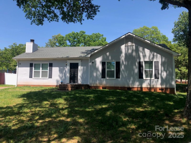 6907 Carriageway Lane