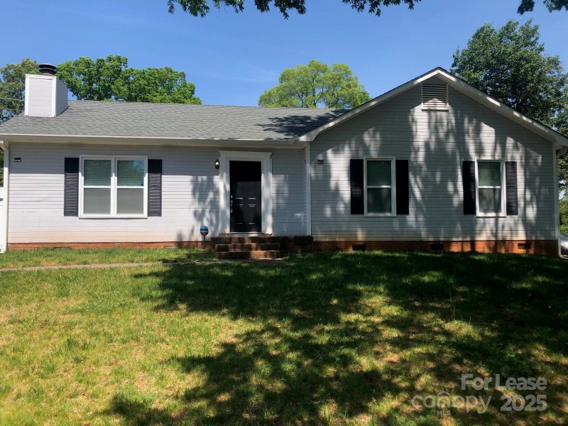 Property image 2 at 6907 Carriageway Lane, Charlotte, NC 28227