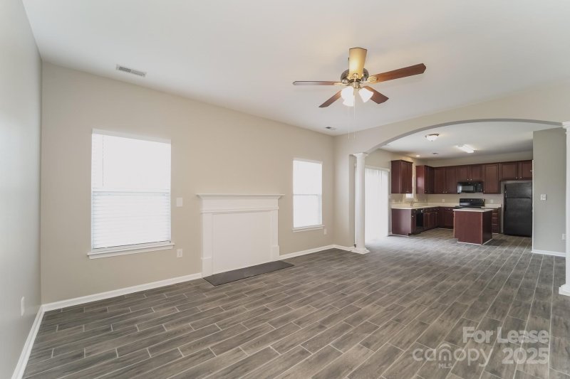 Property image 5 of 6638 Pattonsburg Drive in Rocky River Village, Charlotte, NC 28213