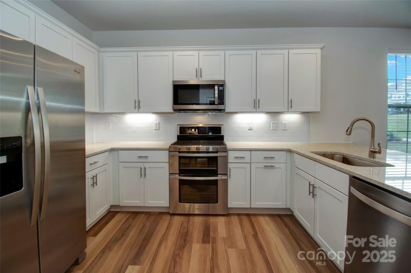 Property image 3 of 3130 Glenn Hope Way in Harmony at Matthews, Matthews, NC 28104