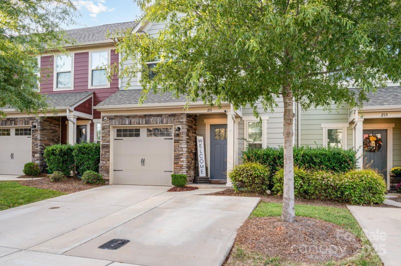 Property image 2 of 211 Park Meadows Drive in Park Meadows, Stallings, NC 28104