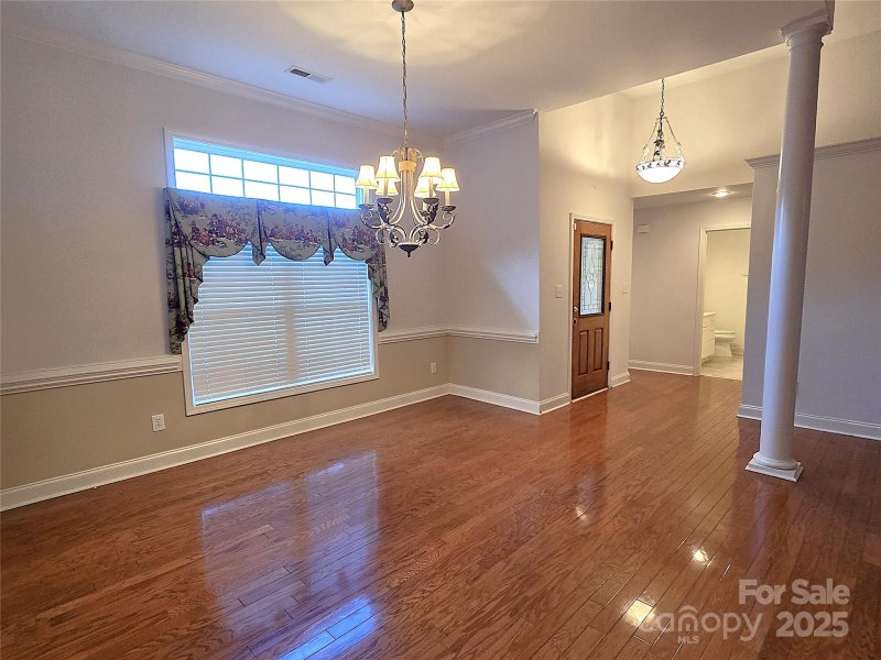 Property image 4 of 3131 9th Street Drive in The Cedars, Hickory, NC 28601