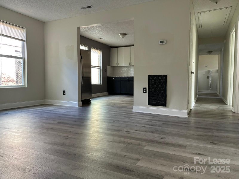 Property image 5 of 2818 Beatties Ford Road in Wilson Heights, Charlotte, NC 28216