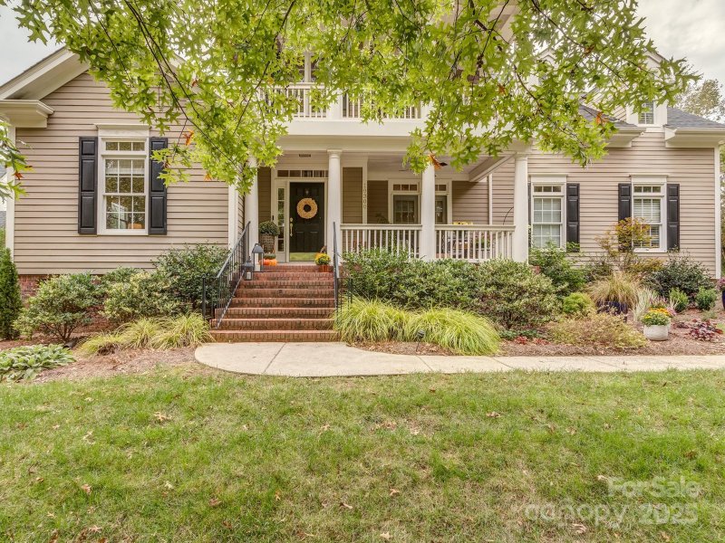 Property image 2 of 10300 Lafoy Drive in Skybrook, Huntersville, NC 28078