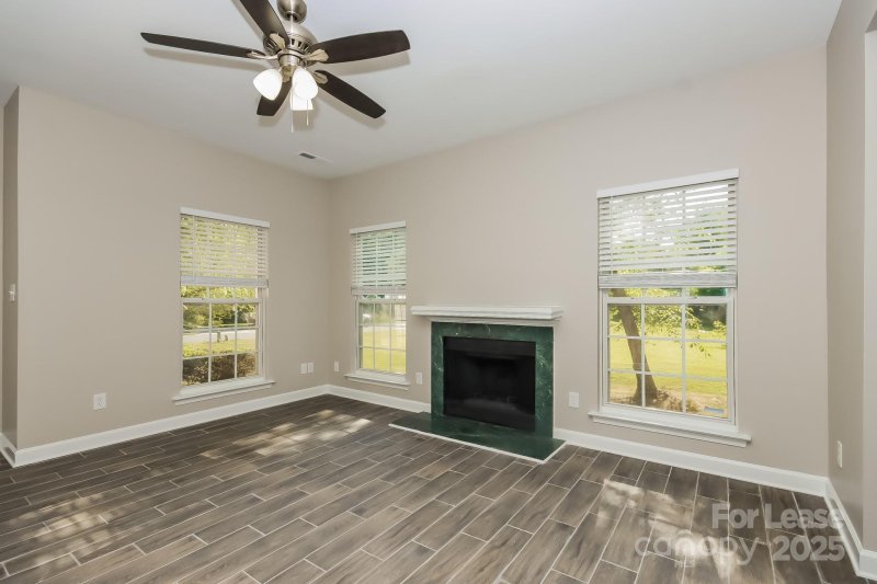 Property image 3 of 16221 Amber Field Drive in Harvest Pointe, Huntersville, NC 28078