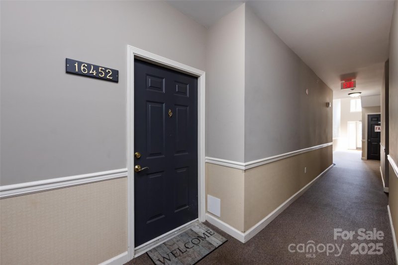 Property image 3 of 16452 Redstone Mountain Lane in Copper Ridge, Charlotte, NC 28277
