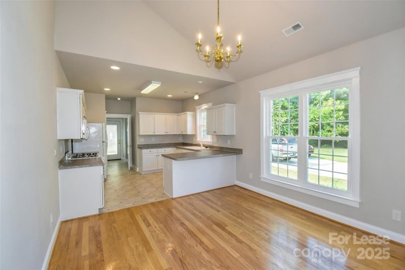 Property image 5 of 4032 Wilgrove Way Drive in Old Stone Crossing, Charlotte, NC 28213