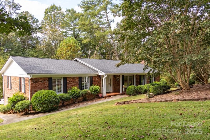 2874 Brookridge Drive