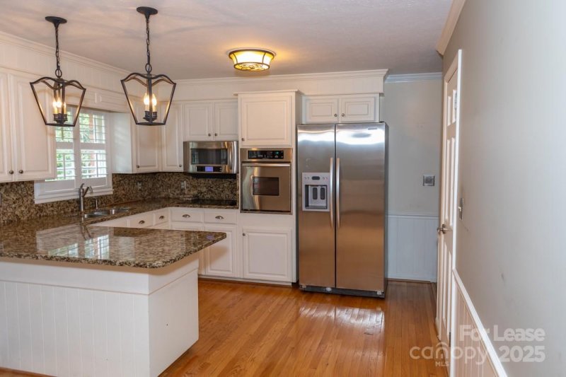 Property image 2 of 2874 Brookridge Drive in Ramblewoods, Valdese, NC 28690