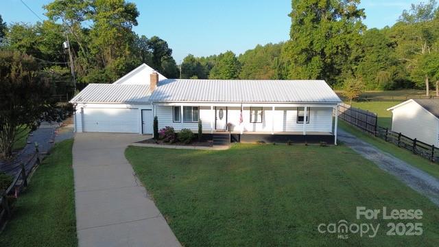 Property image 3 at 2054 Hickory Hills Drive, Denver, NC 28037