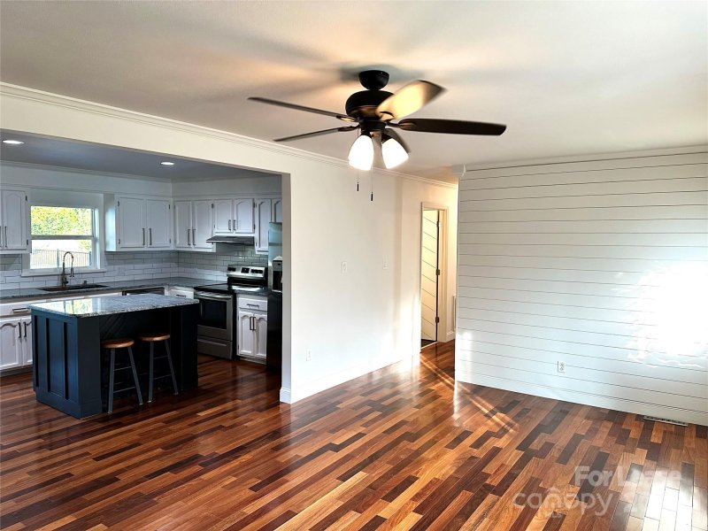 Property image 5 at 2054 Hickory Hills Drive, Denver, NC 28037