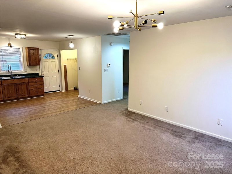 Property image 3 of 5589 Wrenn Drive in Wrenns Estate, Denver, NC 28037