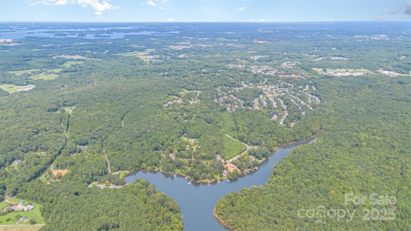 Property image 2 of 11201 Johnson Davis Road in Kelsey Glen, Huntersville, NC 28078