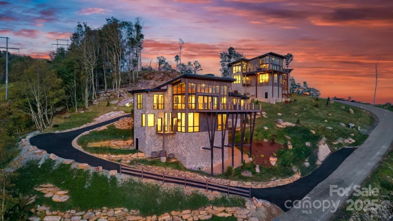 Property image 2 of 404 Silver Eagle Trail in Eagles Nest, Banner Elk, NC 28604