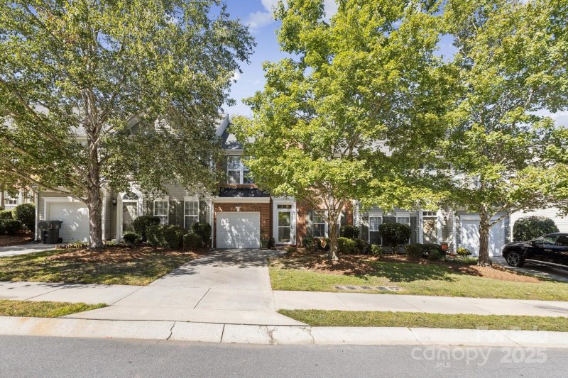 Glen Laurel, Fort Mill Community