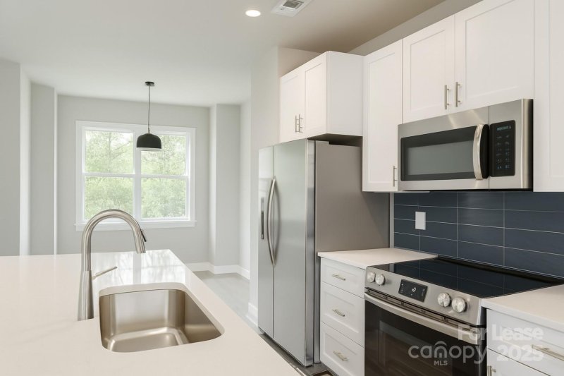 Property image 5 at 5020 Central Avenue, Charlotte, NC 28205