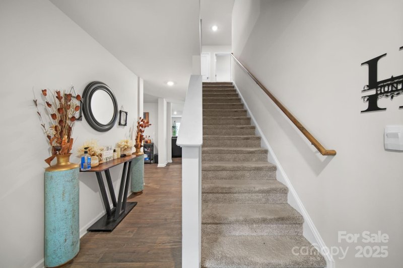 Property image 5 of 2130 Eastway Drive in Spencer Mountain Village, Dallas, NC 28034