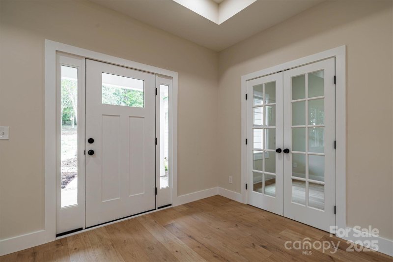 Property image 4 of 1008 Faith Court in Sunset Ridge, Morganton, NC 28655