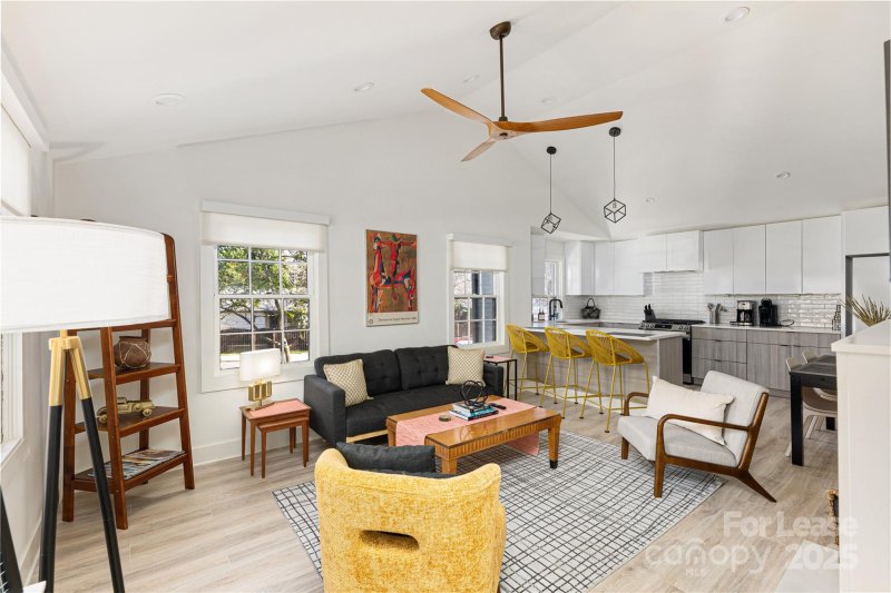 Property image 2 of 1901 S Mint Street in Wilmore, Charlotte, NC 28203