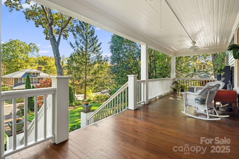 Property image 4 of 120 Flint Street in Historic Montford, Asheville, NC 28801