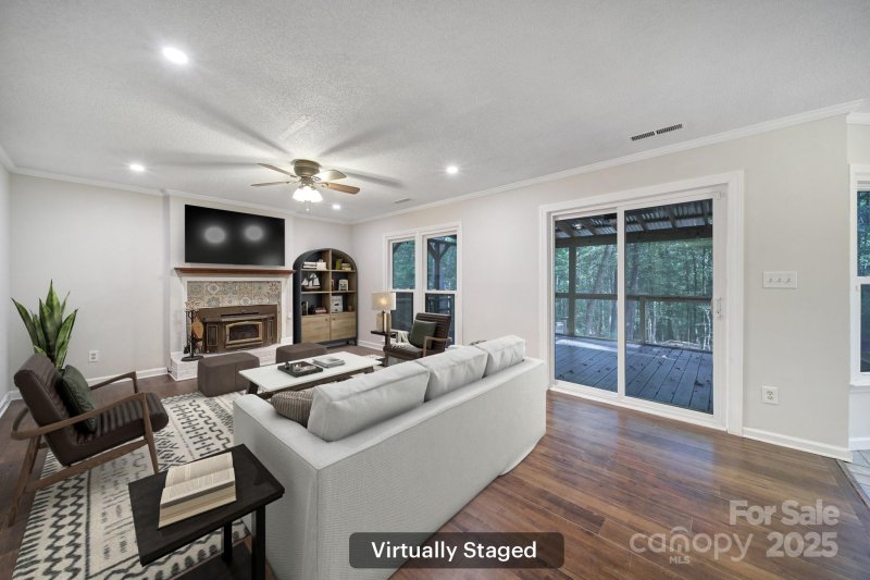 Property image 2 of 5026 Spicebush Court in Farmwood North, Charlotte, NC 28215